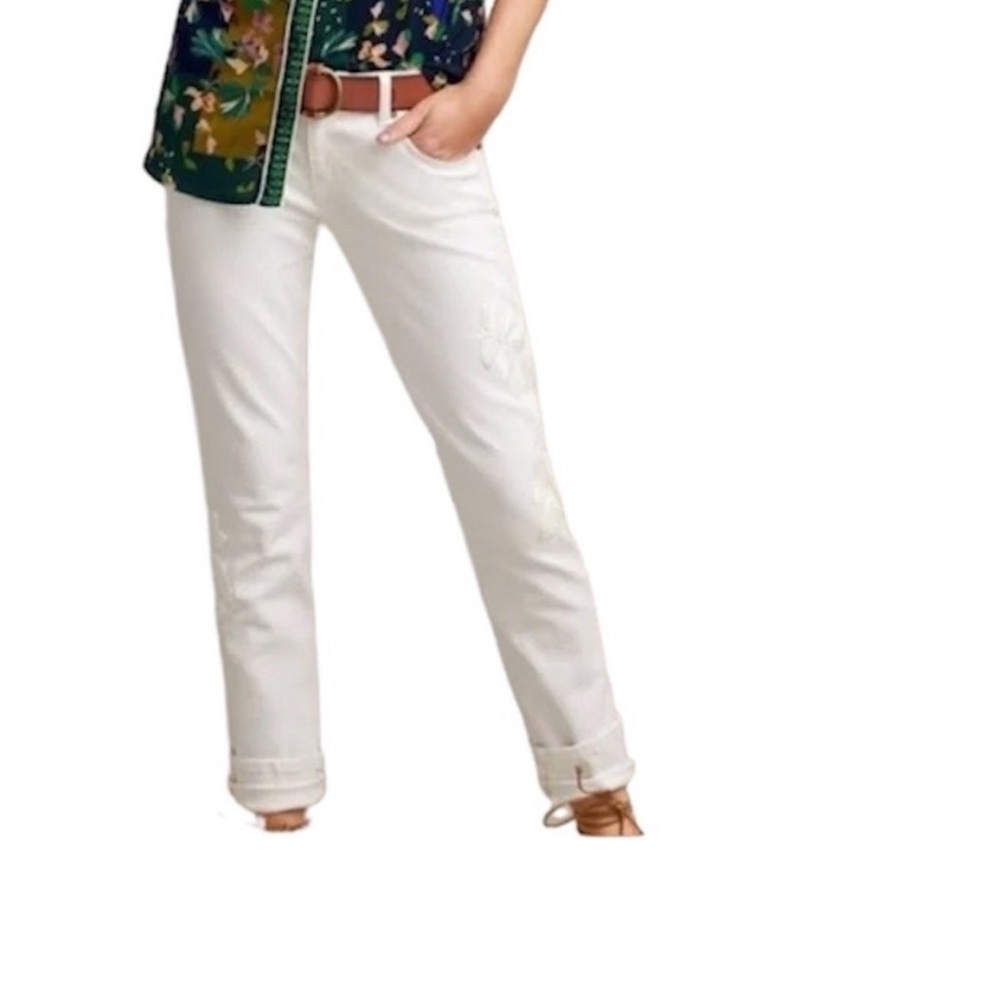 CAbi white embroidered slim boyfriend jean style 5490